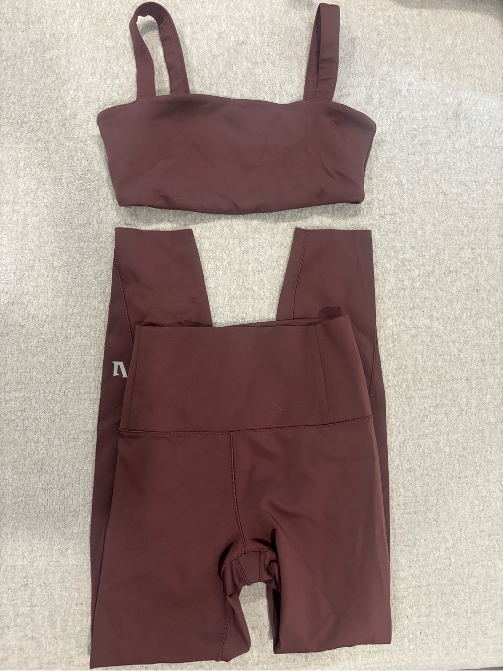 Vuori brown crop tank and high-rise leggings set